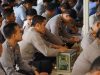 Anggota Polres Metro Bekasi, Berikan Sebagian Rezekinya Melalui Kotak Amal Barokah