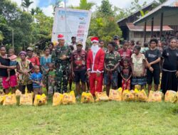 Natal di Tengah Tugas Operasi, Yonif 121/Macan Kumbang Tebar Kasih di Wilayah Perbatasan