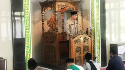 Safari Jum’at Berkah,Kapolsek Setu Ajak Masyarakat Tingkatkan Kepedulian Kamtibmas Wilayah